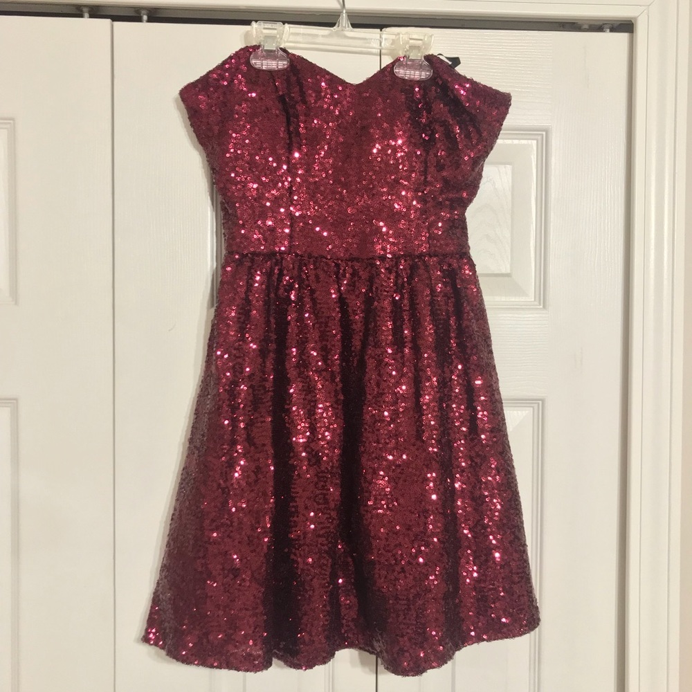 EUC Windsor Red Sequin Cocktail/Homecoming Dress 2